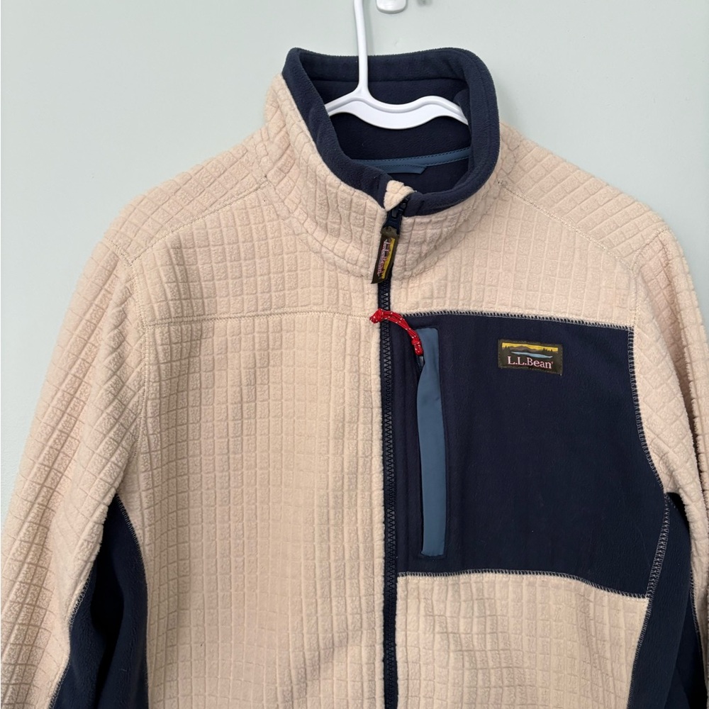 L.L. Bean Men's Mountain Classic Windproof Fleece Jacket - Picture 3 of 7
